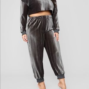 Velvet crop top set. Pants & Long sleeves crop top